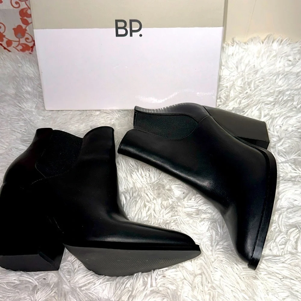 BP Lex Bootie Block Heels In Black Leather  Size 9 Women